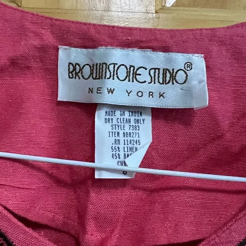Vtg Brownstone Studio pinky-red bead embellished hook & eye closure cardigan